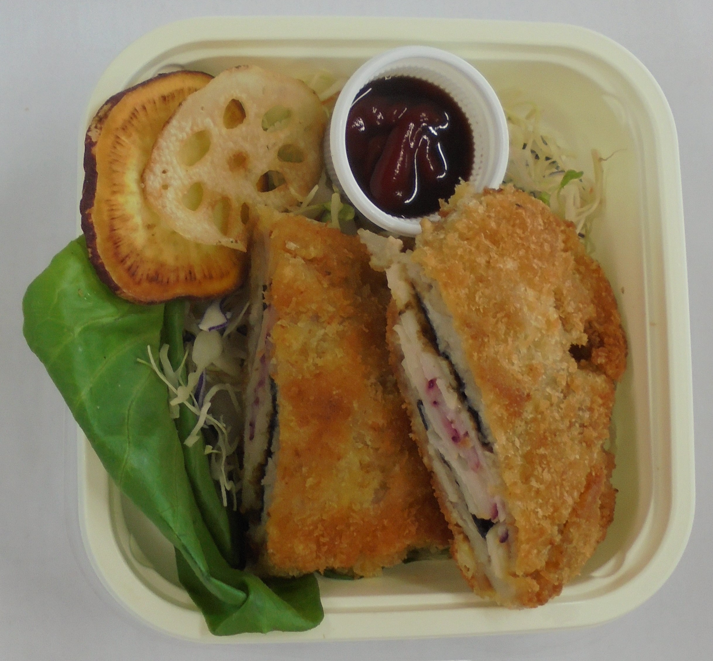 佐賀のめぐみをギュッと詰め込んだ酢味蓮（すみれ）揚げ